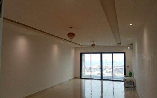 Appartement à vendre à Fann Hock sur la Corniche