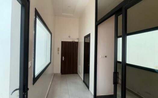Appartement en duplex à louer à Mermoz