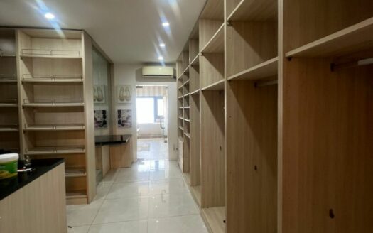 Appartement en duplex à louer à Mermoz