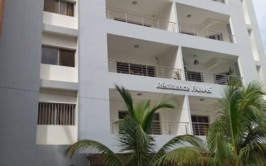 Appartement F4 à louer Point E