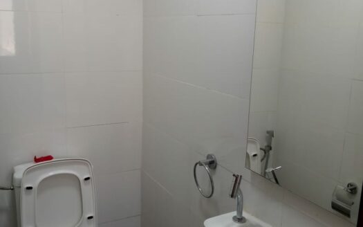 Appartement F4 à louer Point E