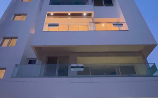 Appartement F4 à vendre à Ngor