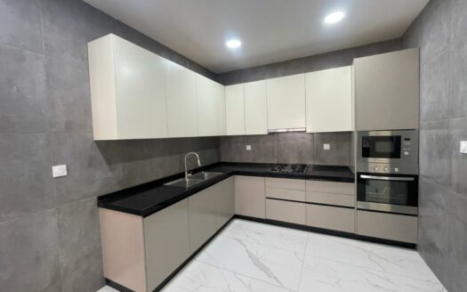 Appartement F4 à louer aux Almadies /zone de racasement