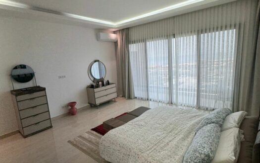 Appartement F4 en meublé à louer à Fann Hock avec vue sur mer.