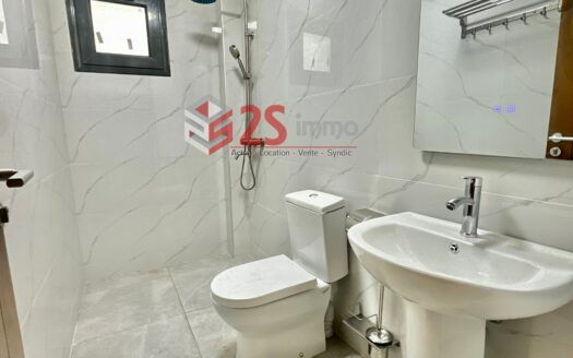 Appartement F3 à louer à la Sicap Foire