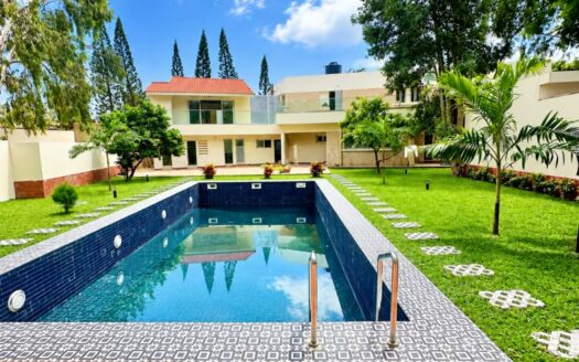 Villa R+1 haut standing à louer Fann Résidence Dakar