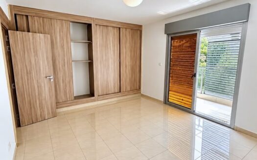 Villa R+1 haut standing à louer Fann Résidence Dakar