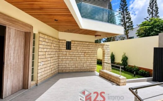 Villa R+1 haut standing à louer Fann Résidence Dakar